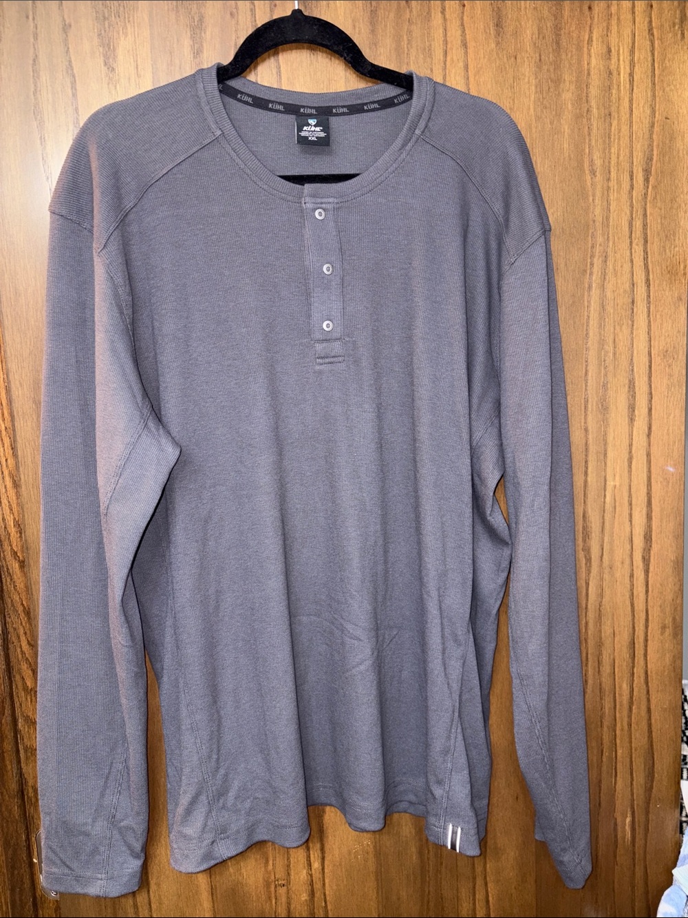 Kuhl Men’s Long-Sleeve Henley — Charcoal Gray